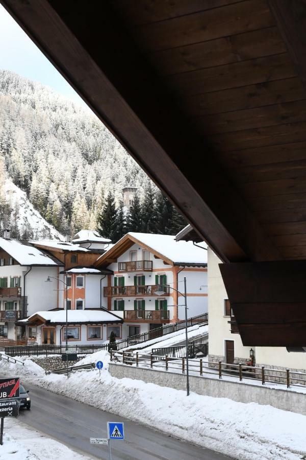 Steila Da Mont Campitello Lägenhet Campitello di Fassa Exteriör bild